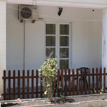 Appartamento In Villa Pianterreno Acireale Exterior foto
